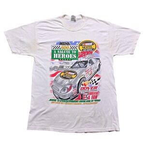 Y2K NASCAR MBNA 400 T-Shirt Mens XL White Good 2004 Nextel Cup Dover Graphic